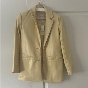 Abercrombie & Fitch Cream Blazer with Tailored Look and Notched Lapels